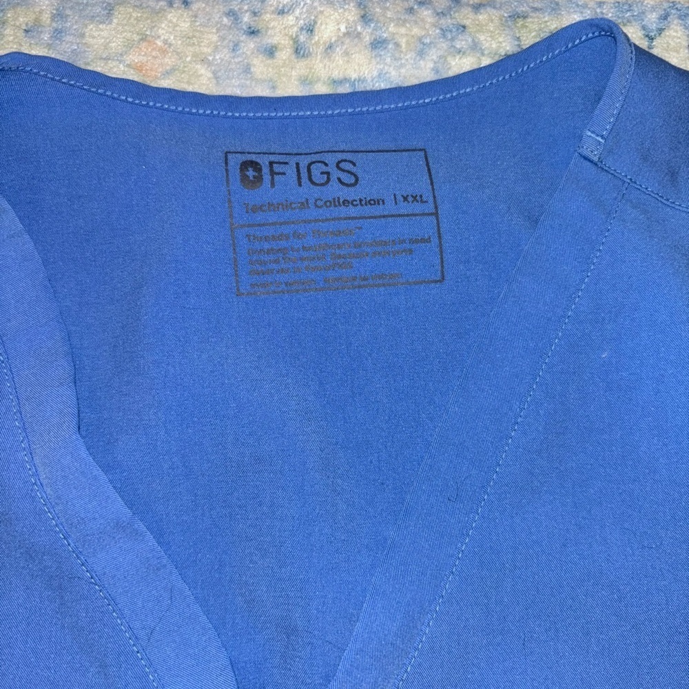 Figs women’s 1 pocket scrub top - Picture 2 of 3
